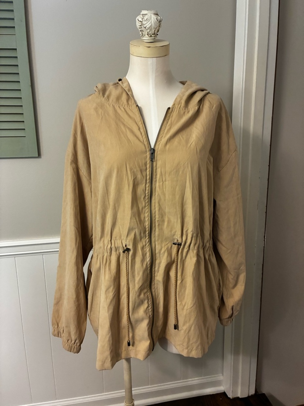 LuLaRoe Jackie Hooded Utility Jacket in Casual Khaki